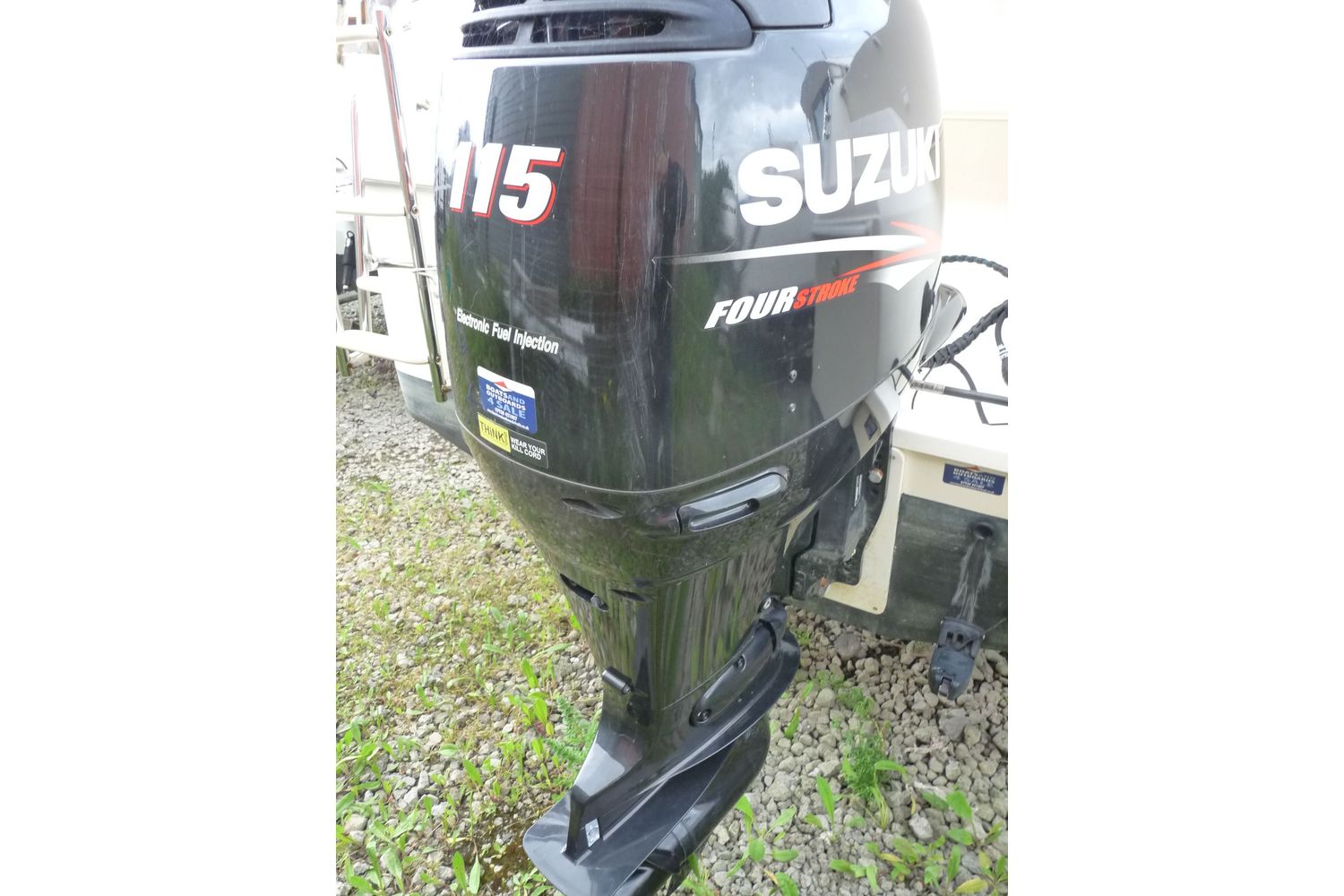 Jeanneau Merry Fisher 645 - with Suzuki 115hp outboard