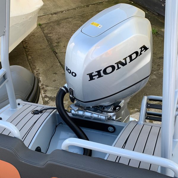 Highfield H54 RIB Honda outboard
