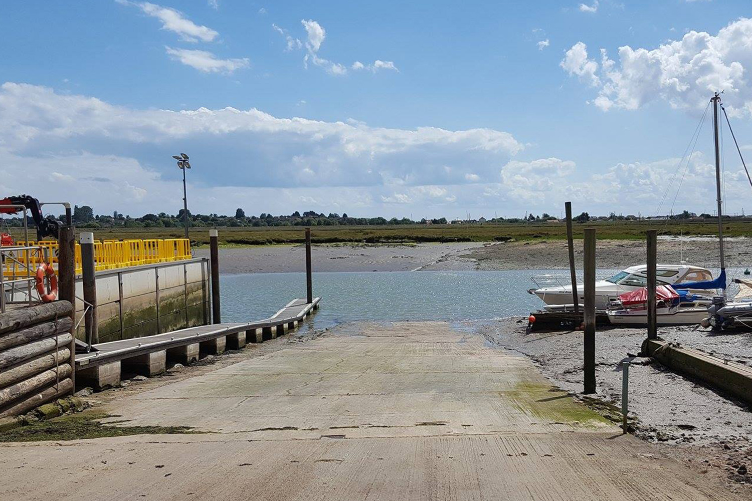 Park & Ride low tide