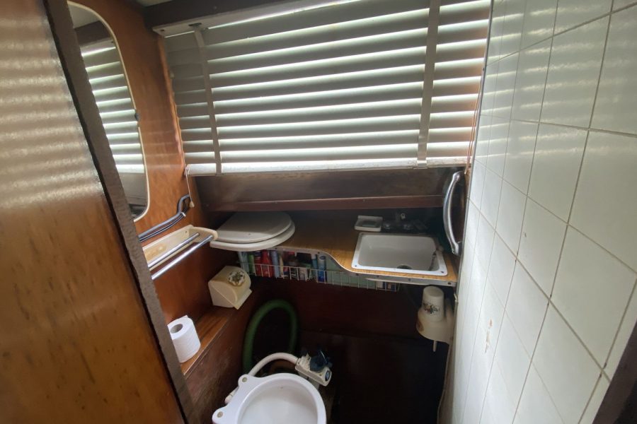 Dutch Steel Boat - toilet