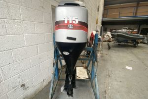 Mariner 115hp 4-Stroke Outboard Engine with Long Shaft and Remote Control box