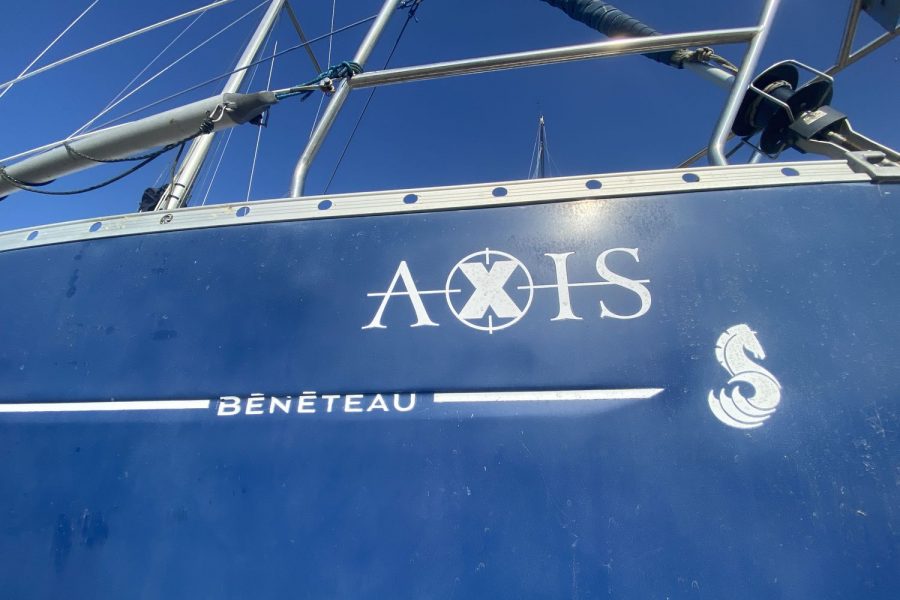 Beneteau-Oceanis-331-name