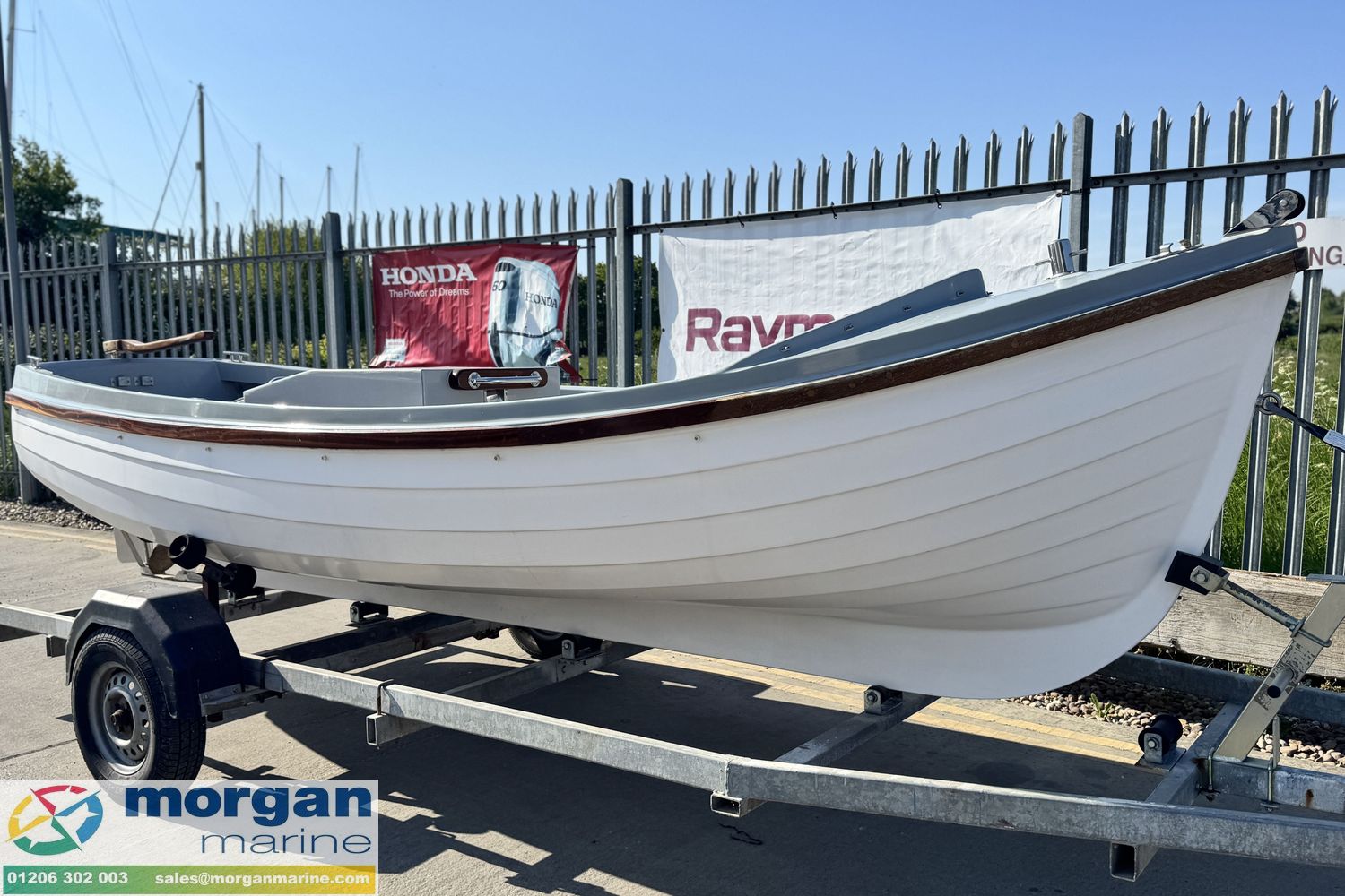 16ft harbour launch - bow