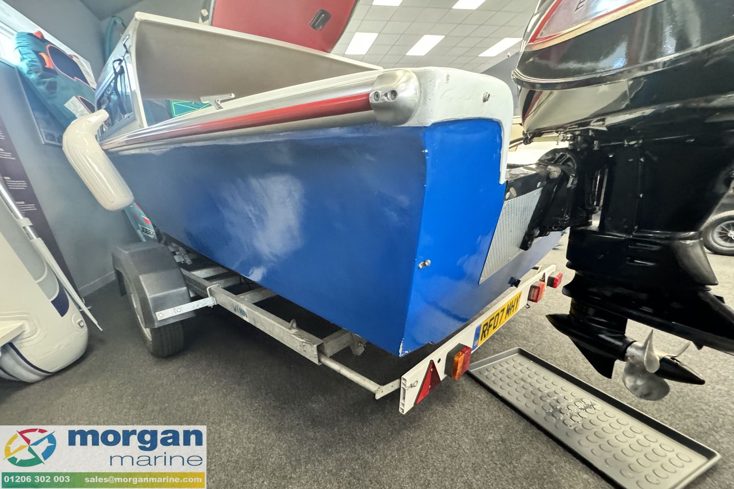 Classic 1963 Healey Marine Corvette