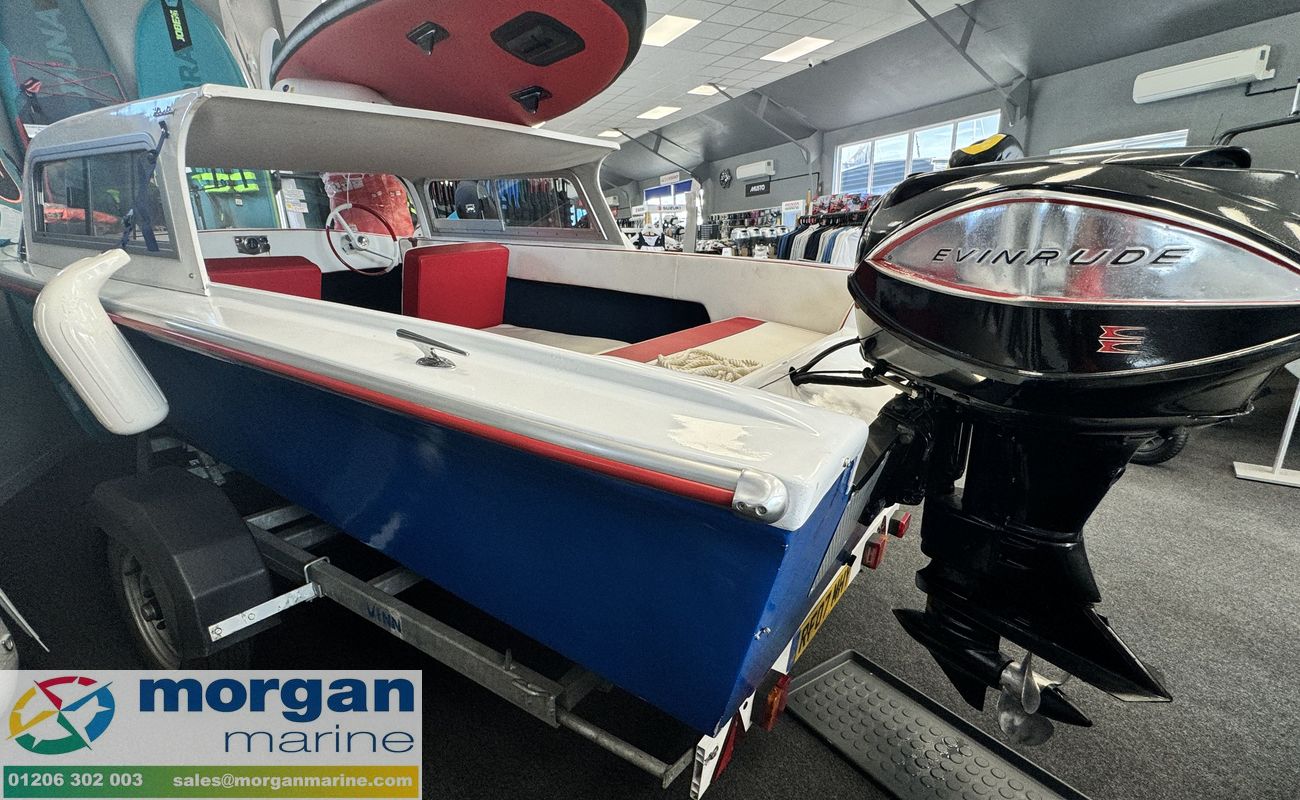 Classic 1963 Healey Marine Corvette