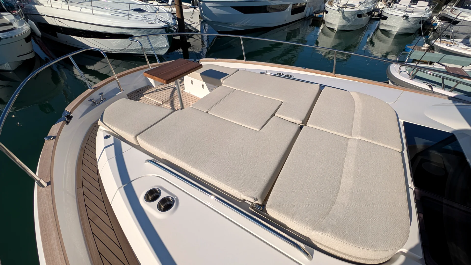 Nimbus 495 Flybridge - 44