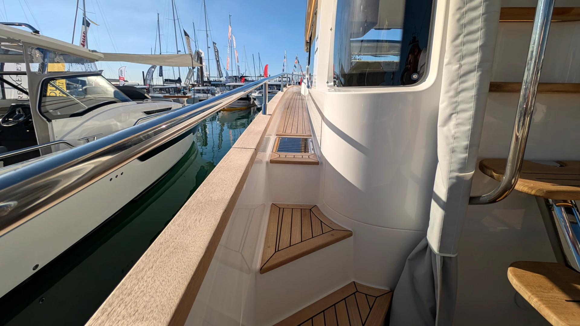 Nimbus 495 Flybridge - 42