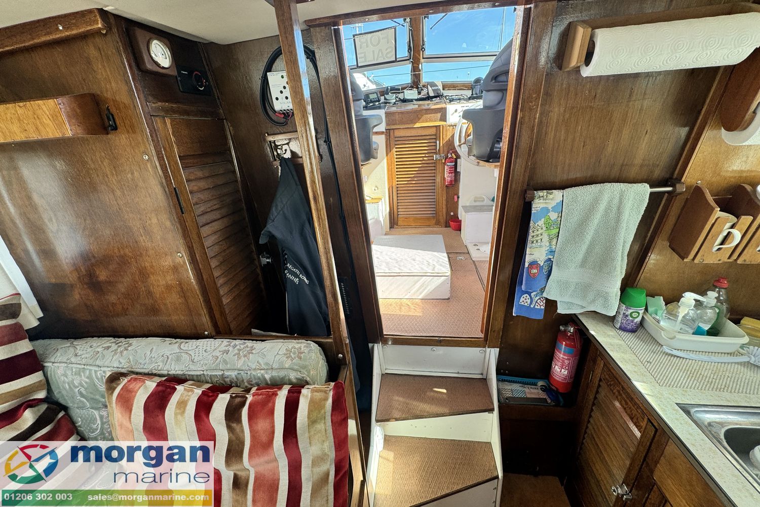 Aquastar 27 aft cabin