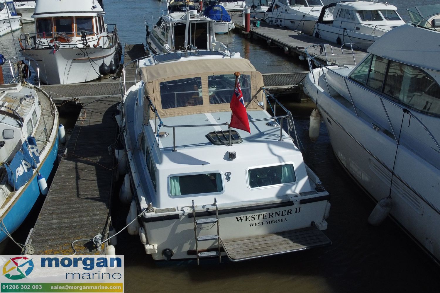 Aquastar 27 aft cabin