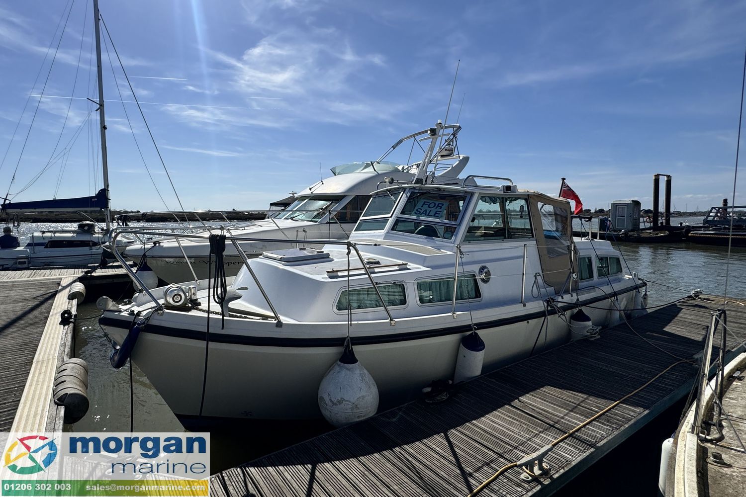 Aquastar 27 aft cabin