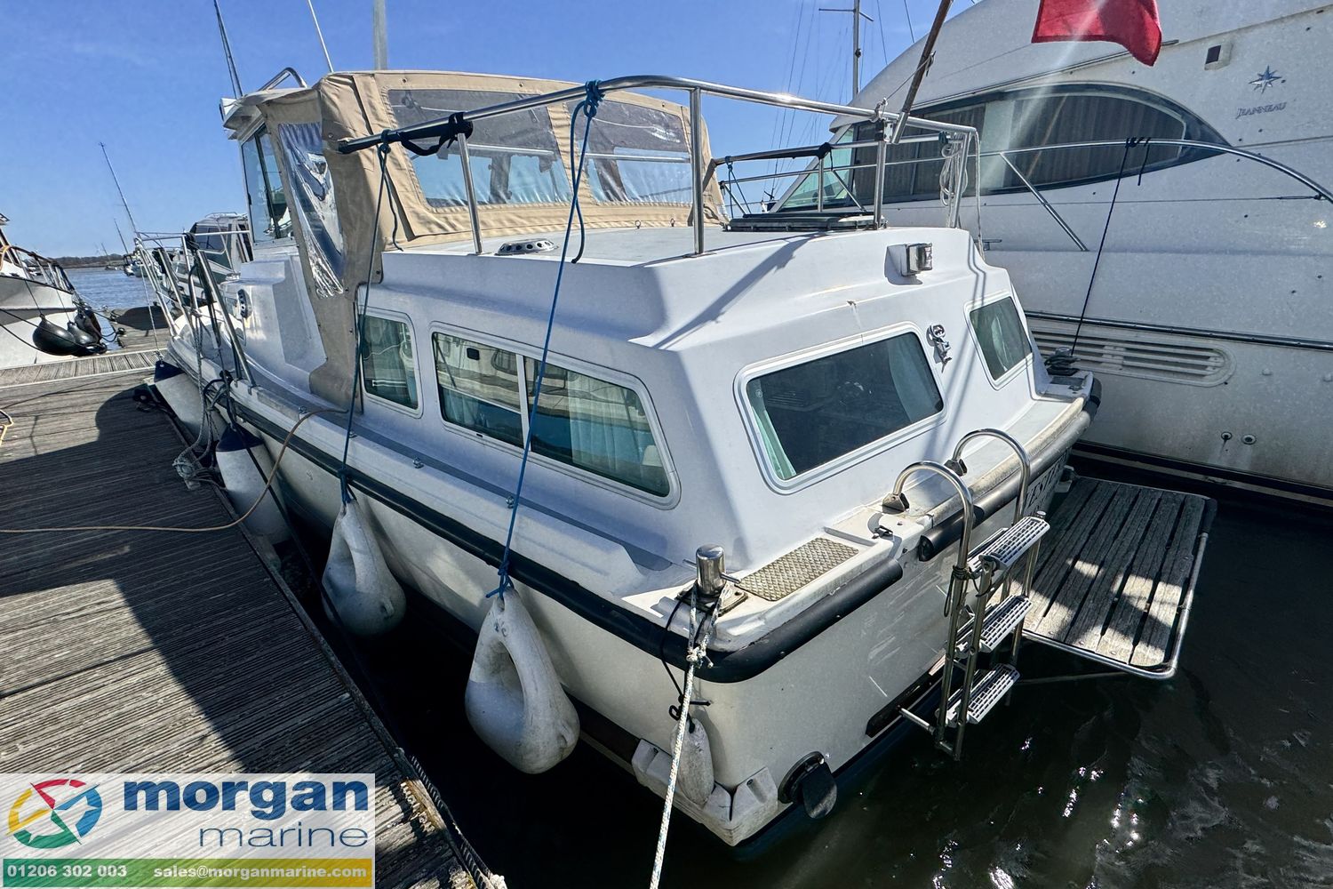 Aquastar 27 aft cabin