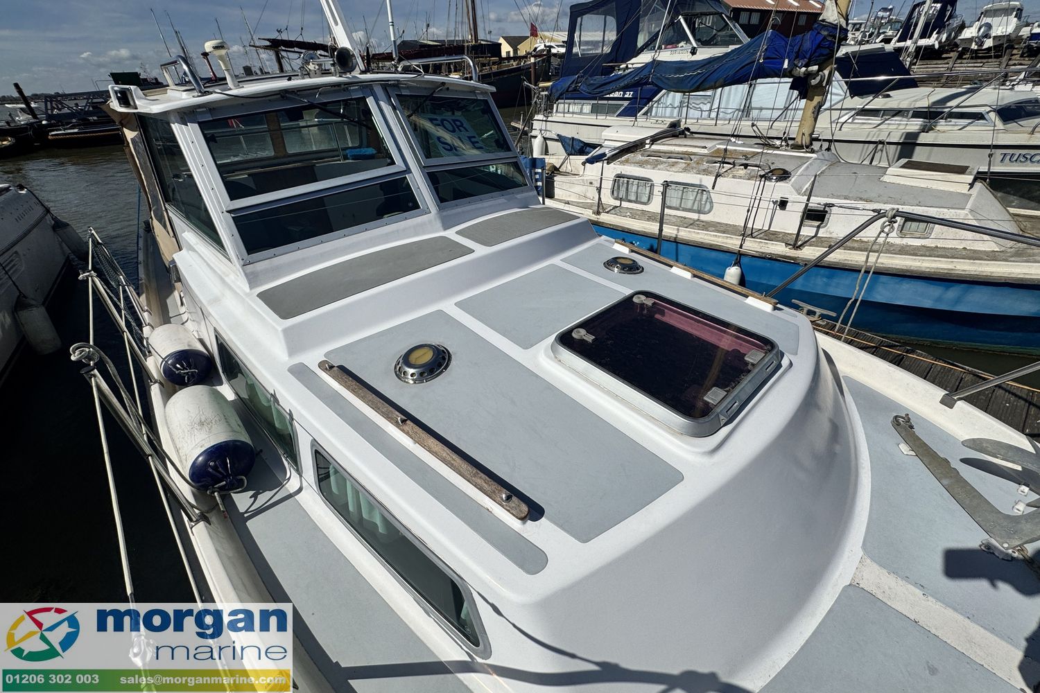 Aquastar 27 aft cabin