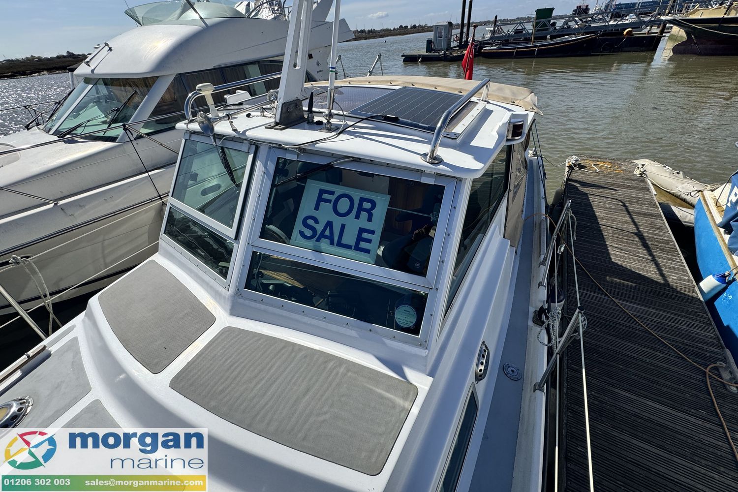 Aquastar 27 aft cabin