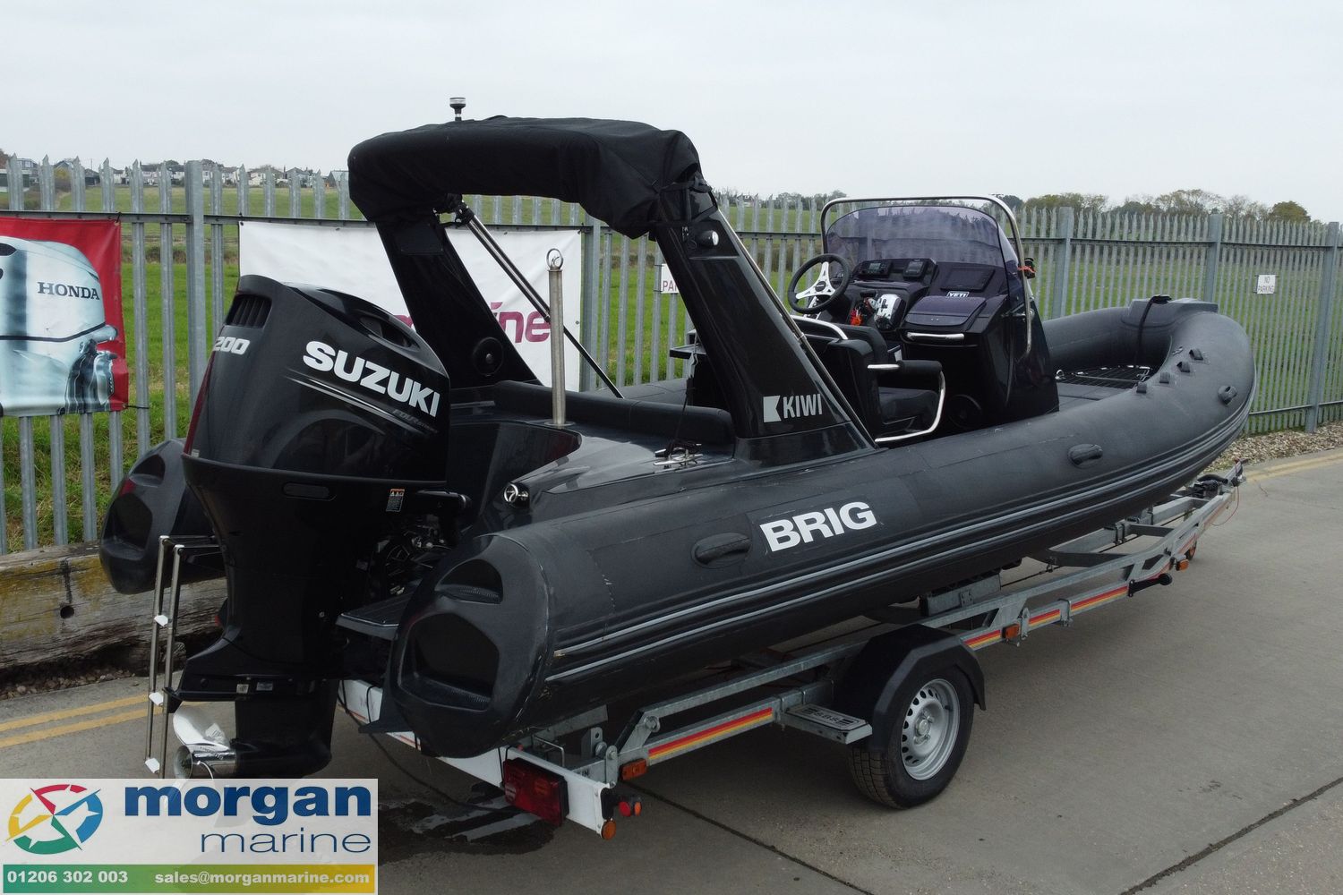 Brig Eagle 650 Carbon Black edition