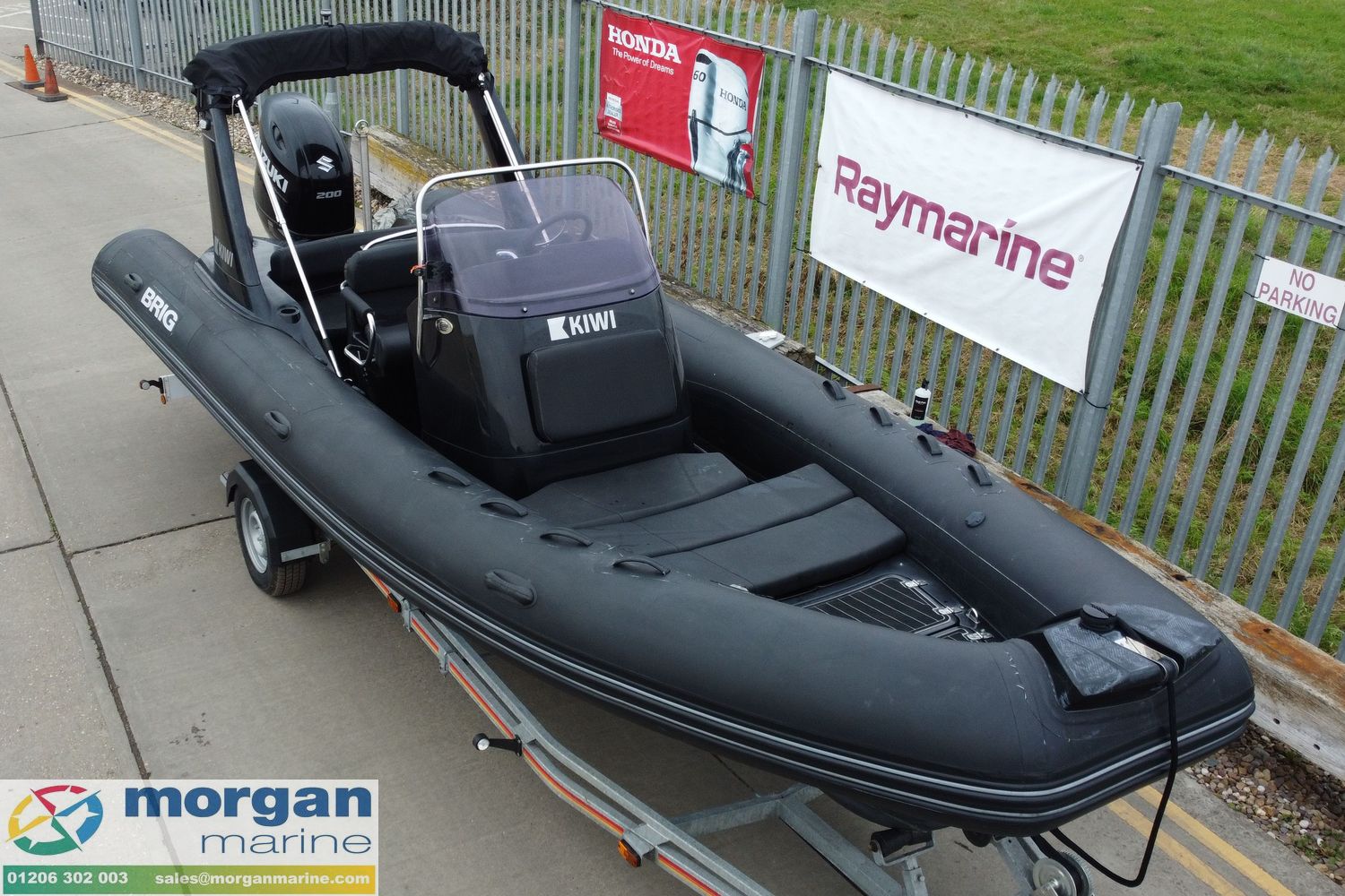 Brig Eagle 650 Carbon Black edition