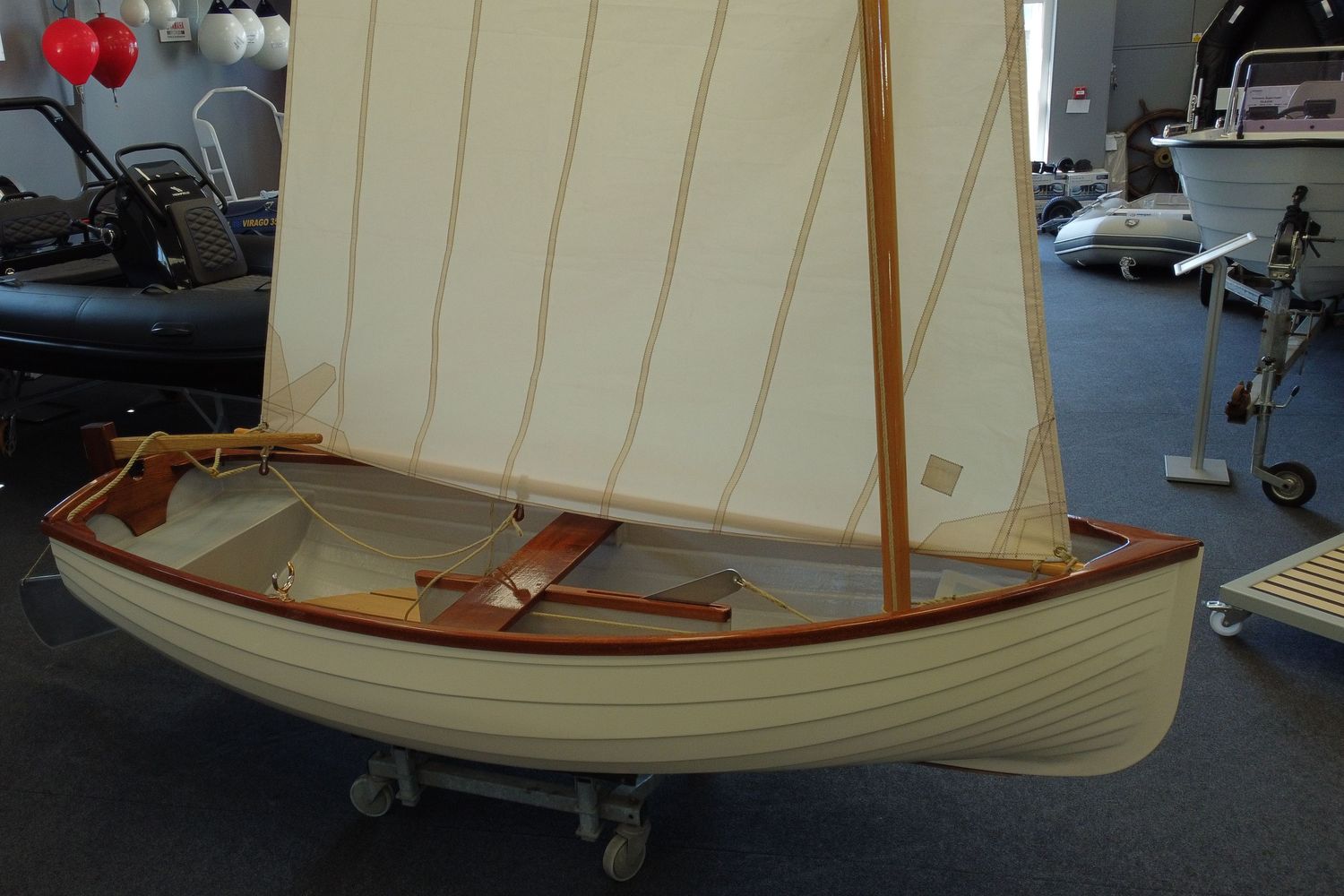 Classic sailing Dinghy