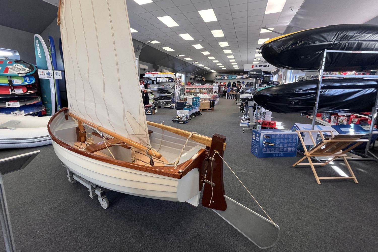 Classic sailing Dinghy