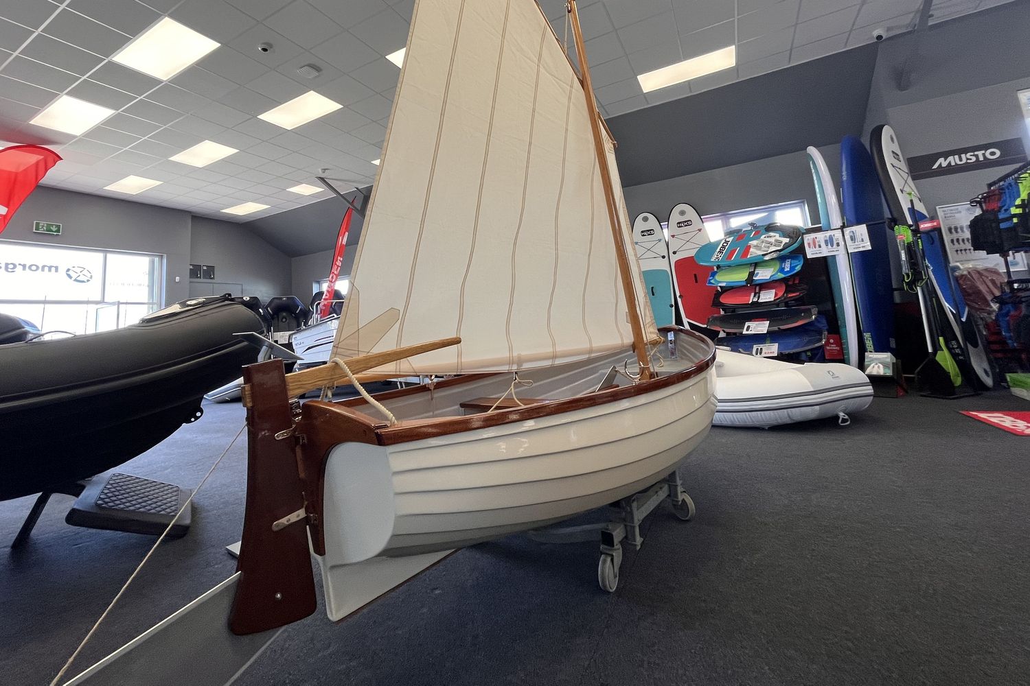 Classic sailing Dinghy