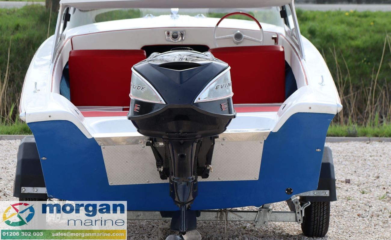 Classic 1963 Healey Marine Corvette