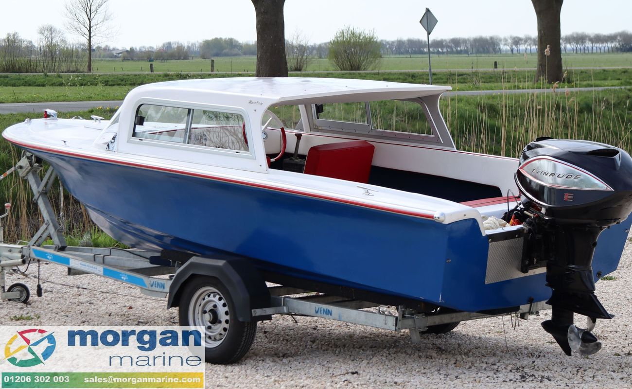 Classic 1963 Healey Marine Corvette