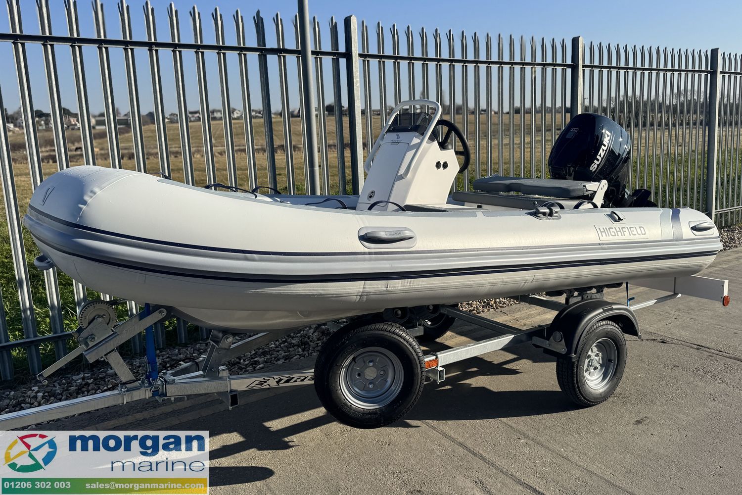Highfield CL 380 – GT console with Suzuki DF30 ATS