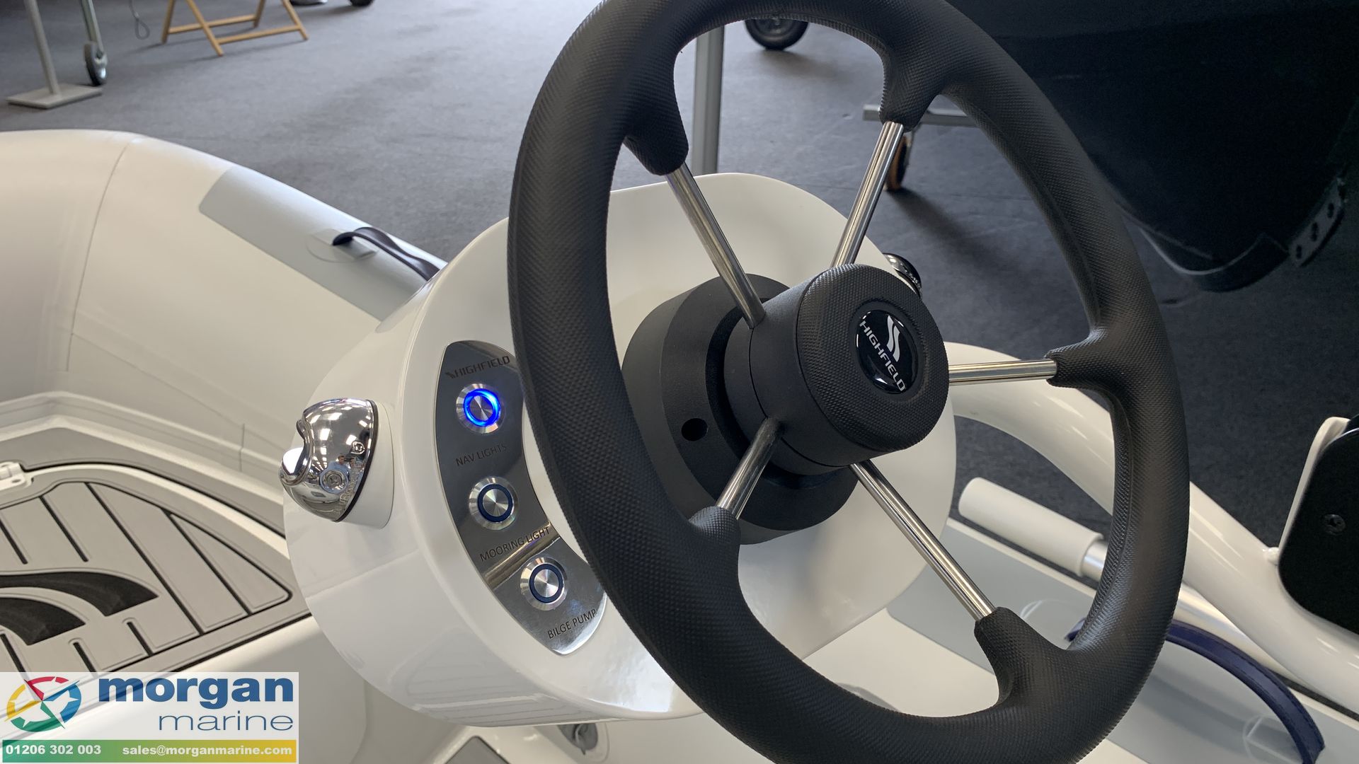 Highfield CL 310 – FCT console with Honda BF20 SRU - 8