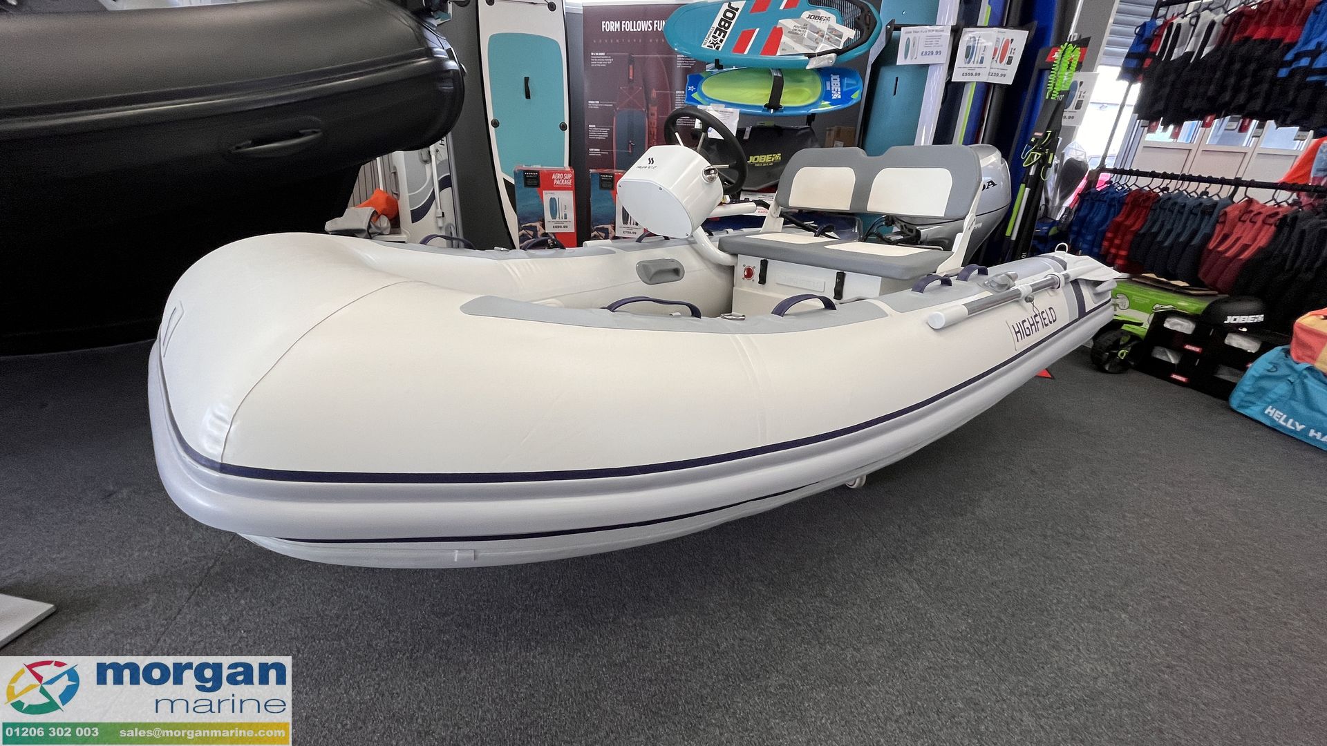 Highfield CL 310 – FCT console with Honda BF20 SRU - 6