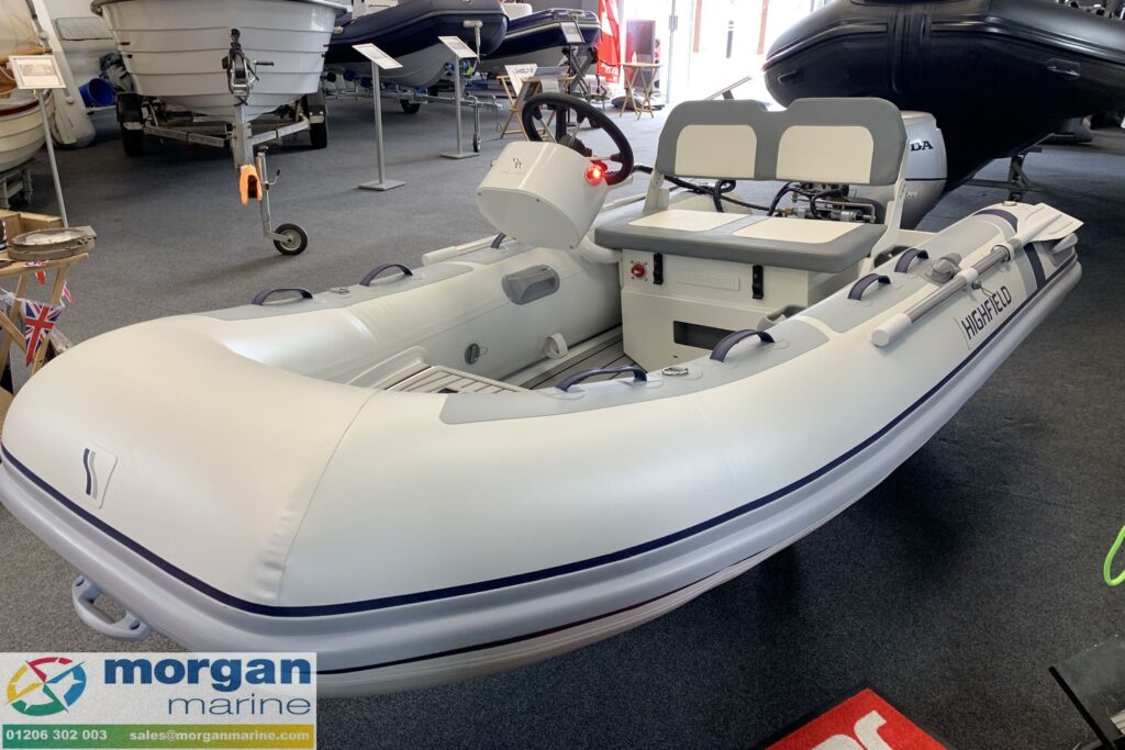 Highfield CL 310 – FCT console with Honda BF20 SRU