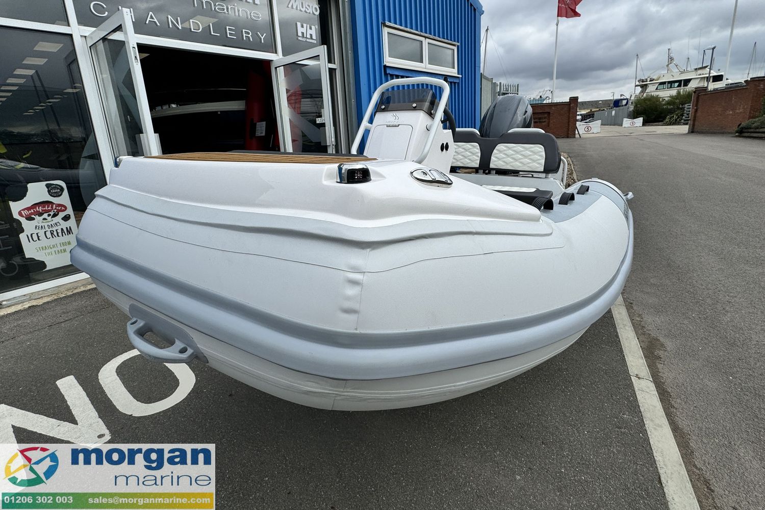 Highfield Sport 300 – with Yamaha F30 BETL