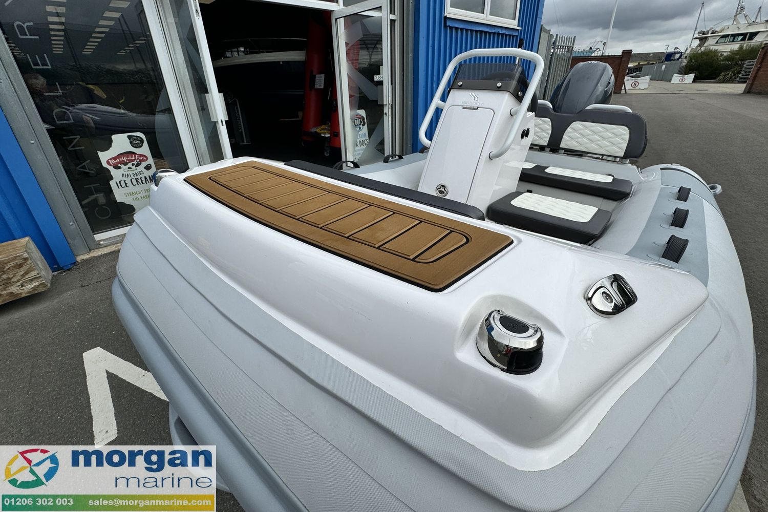 Highfield Sport 300 – with Yamaha F30 BETL