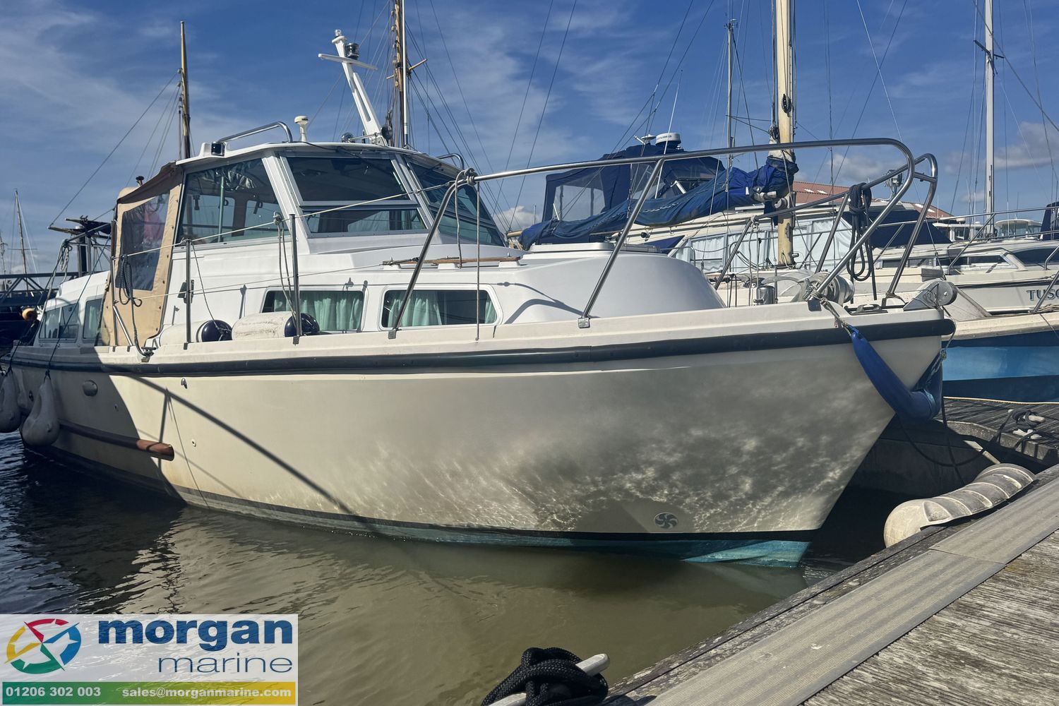 Aquastar 27 aft cabin