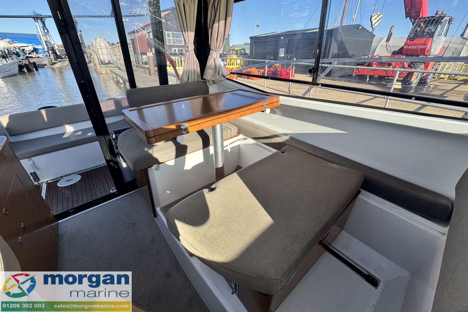 Jeanneau Merry Fisher 855