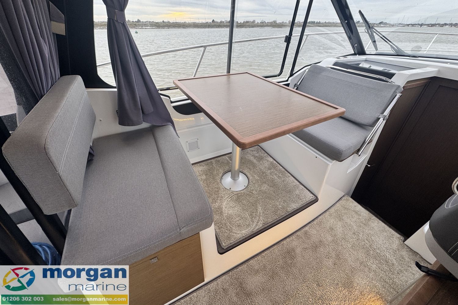 Jeanneau Merry Fisher 895