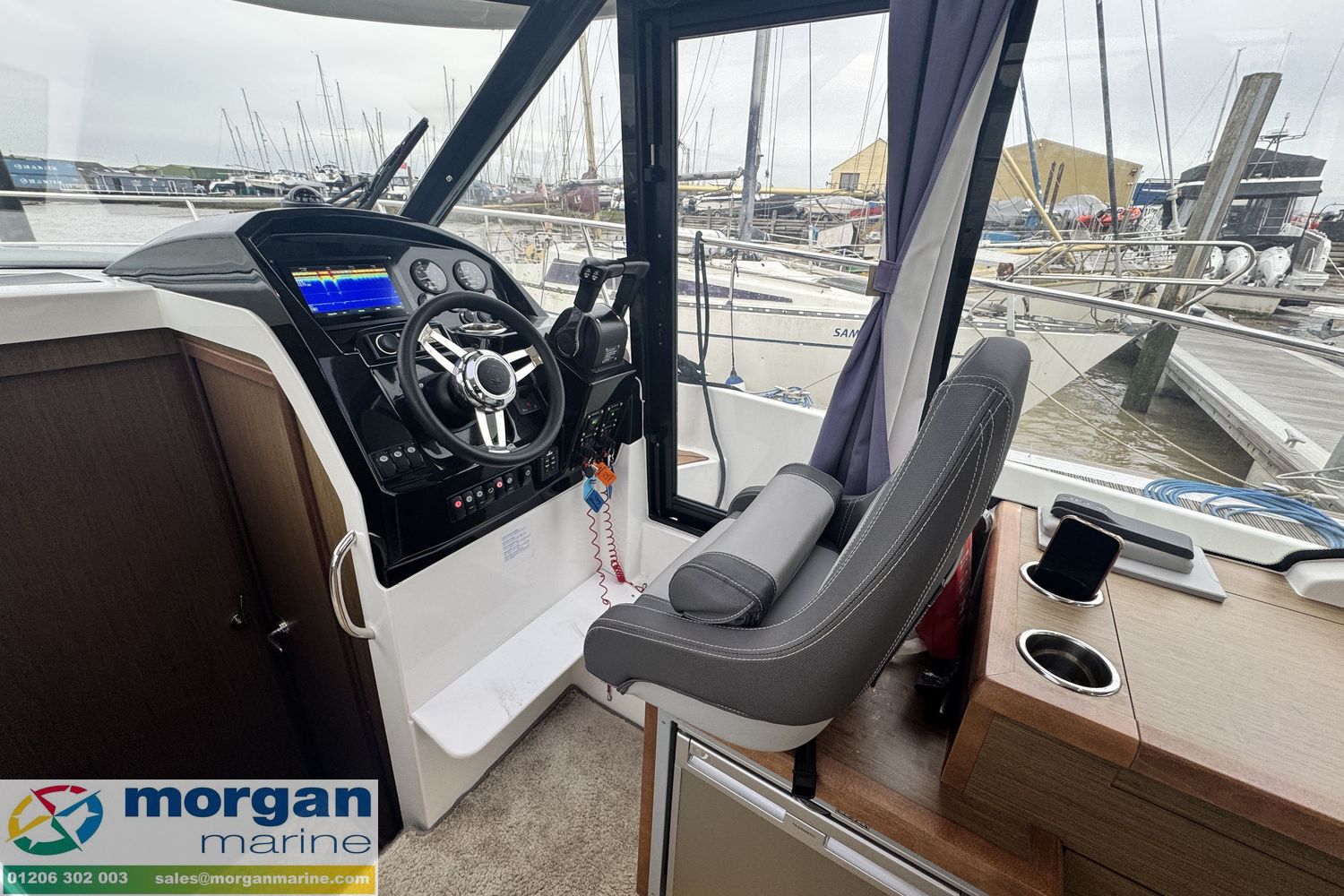 Jeanneau Merry Fisher 895