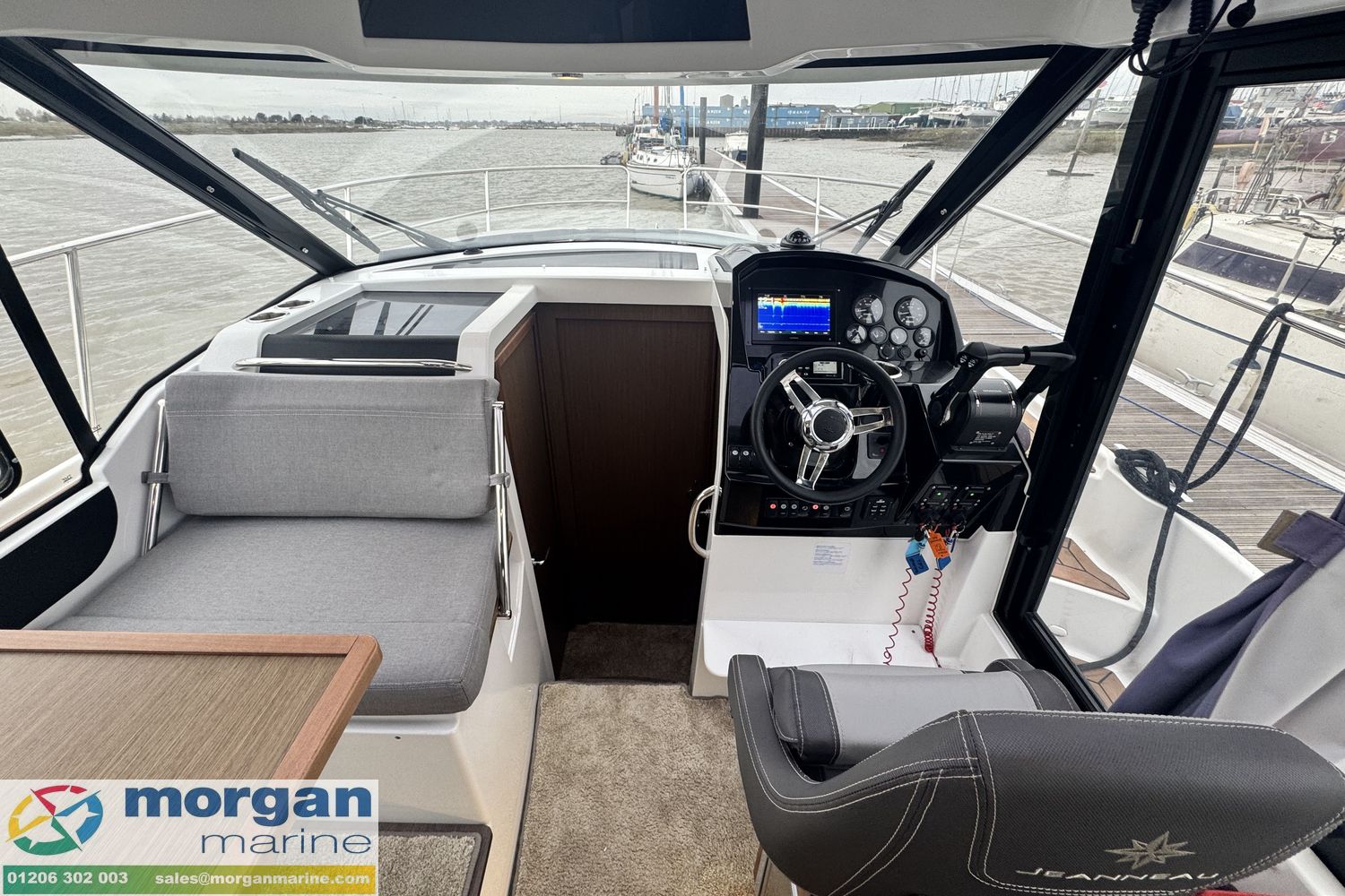 Jeanneau Merry Fisher 895