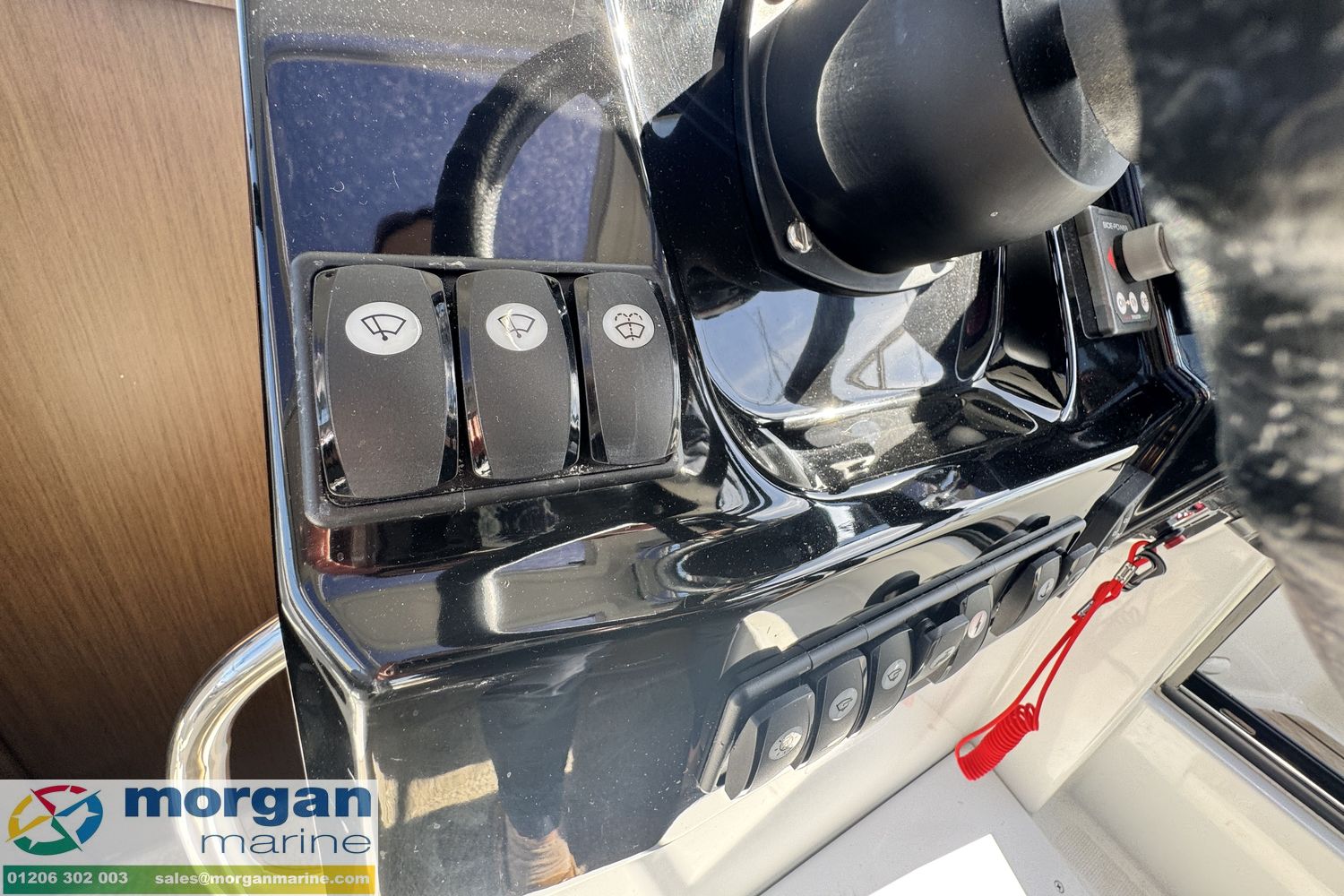Jeanneau Merry Fisher 895 Offshore - 26