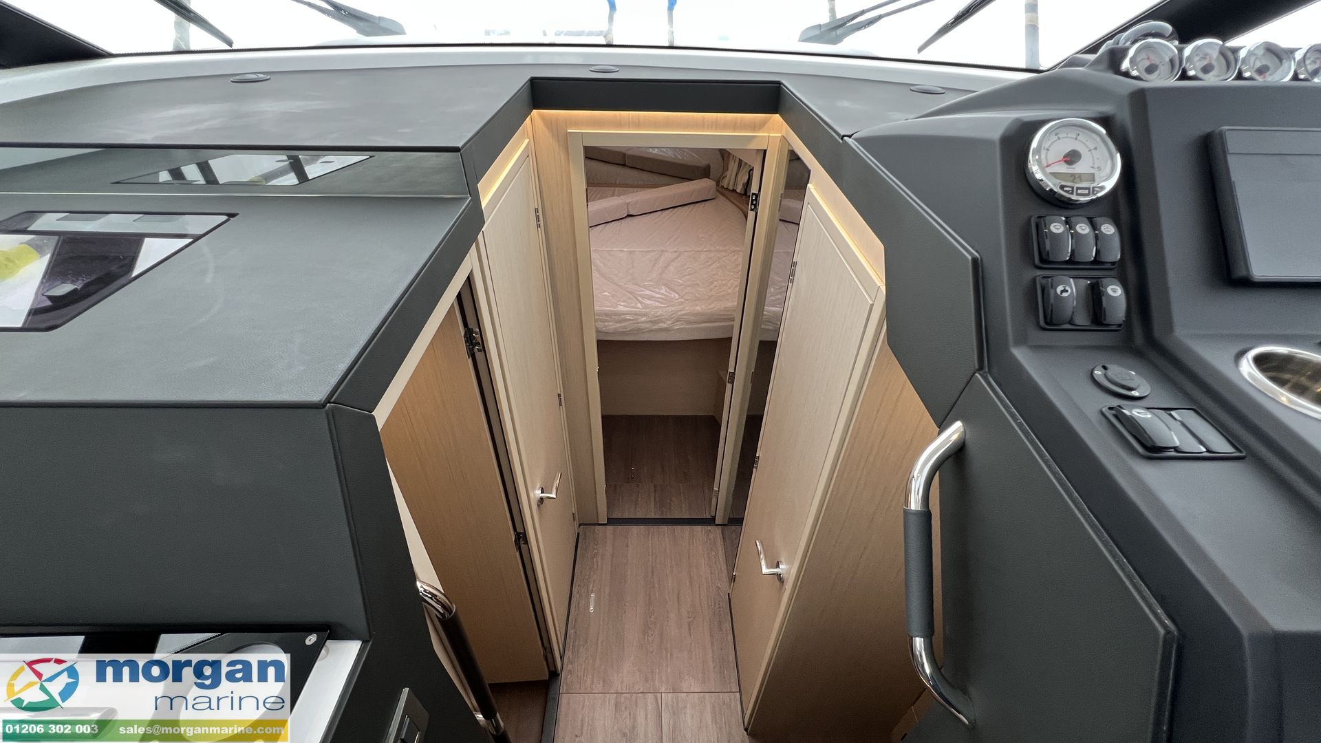 Jeanneau NC 37 – highest Spec in the UK