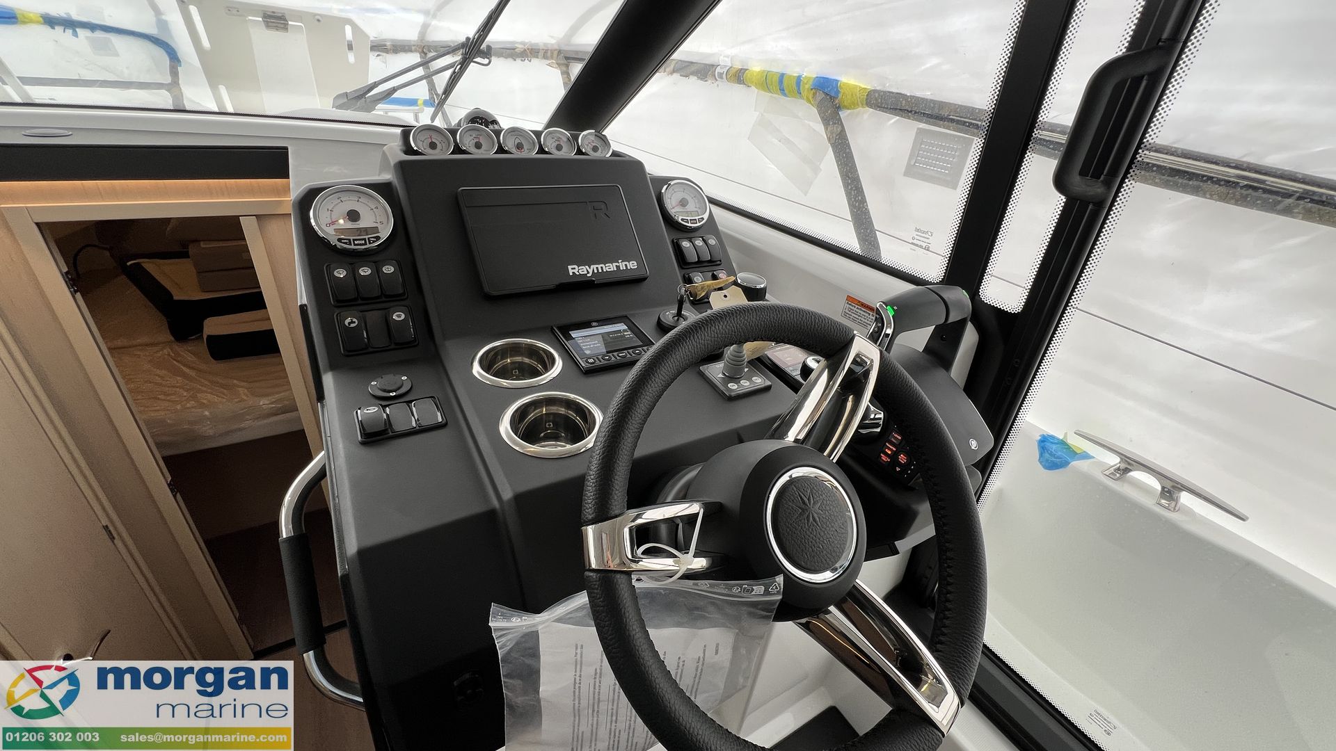 Jeanneau NC 37 – highest Spec in the UK