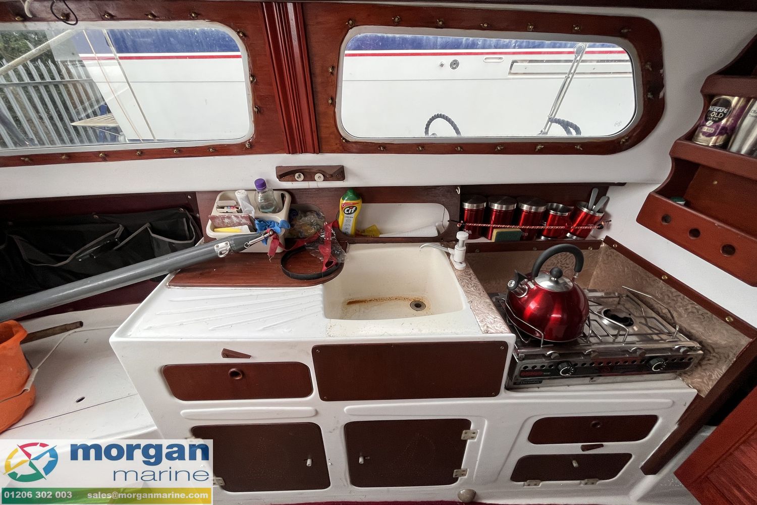 Leisure 23 sailing yacht