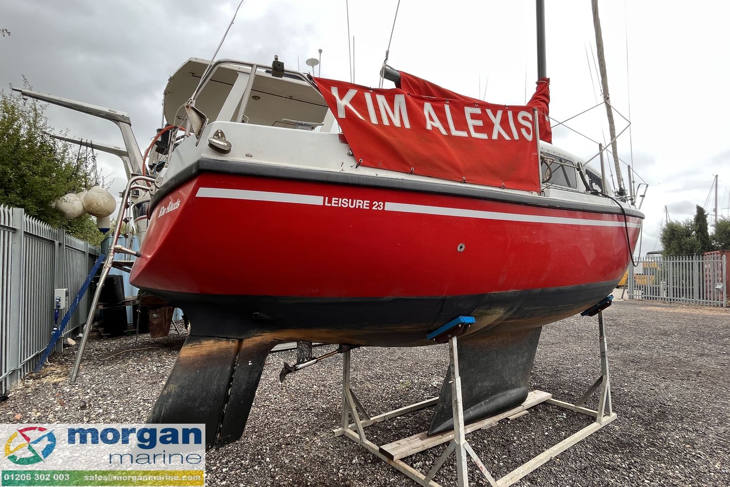 Leisure 23 sailing yacht