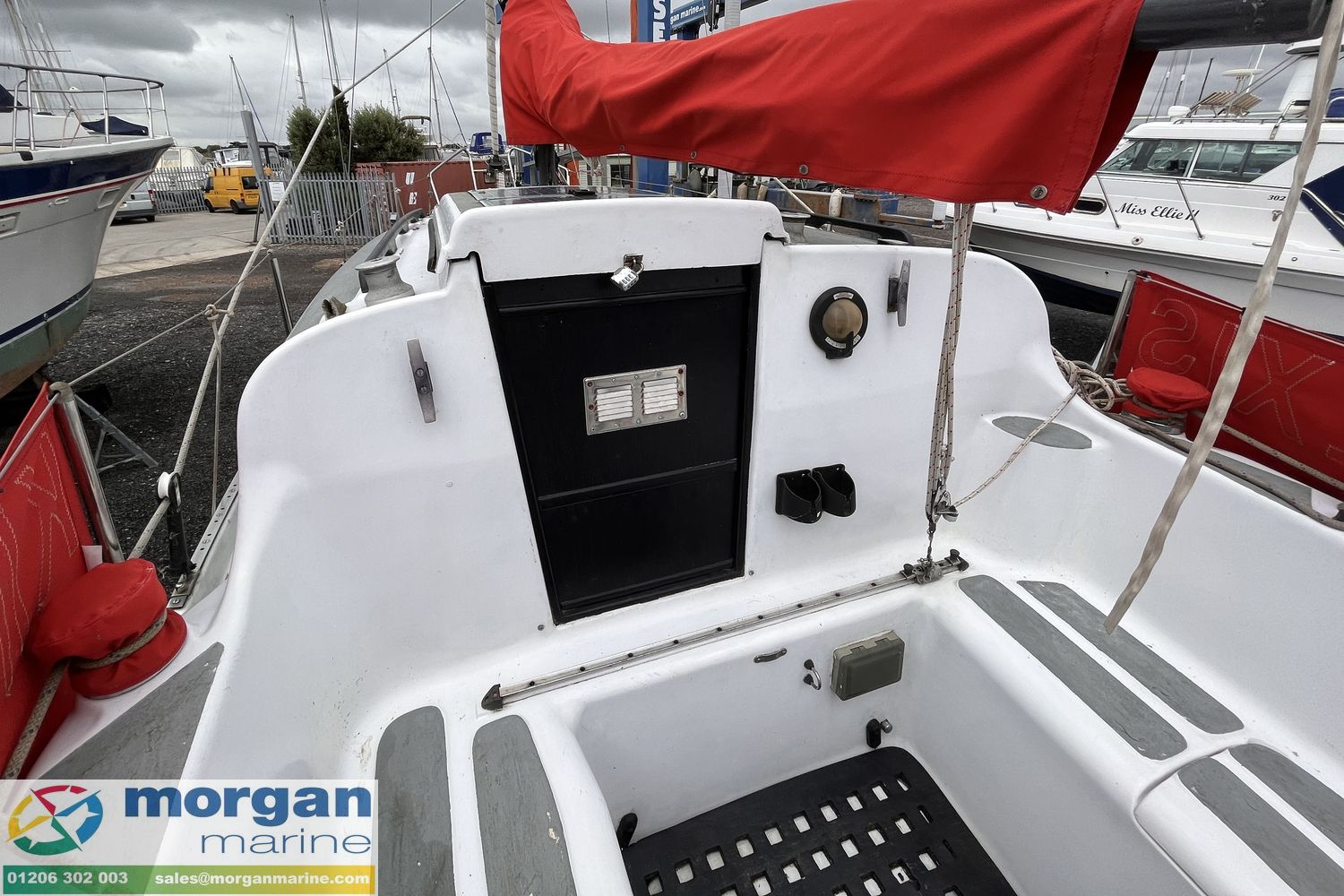 Leisure 23 sailing yacht