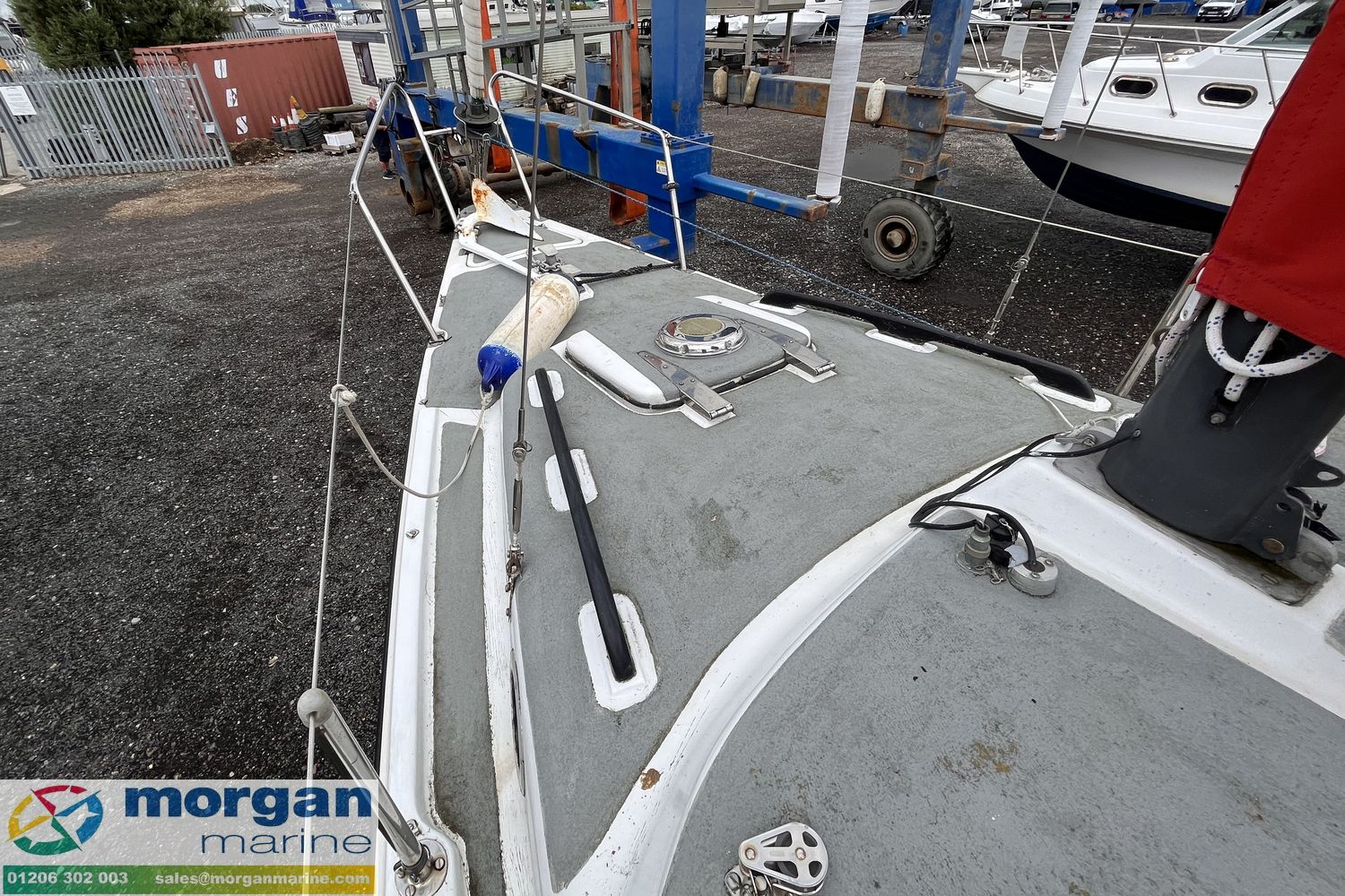 Leisure 23 sailing yacht