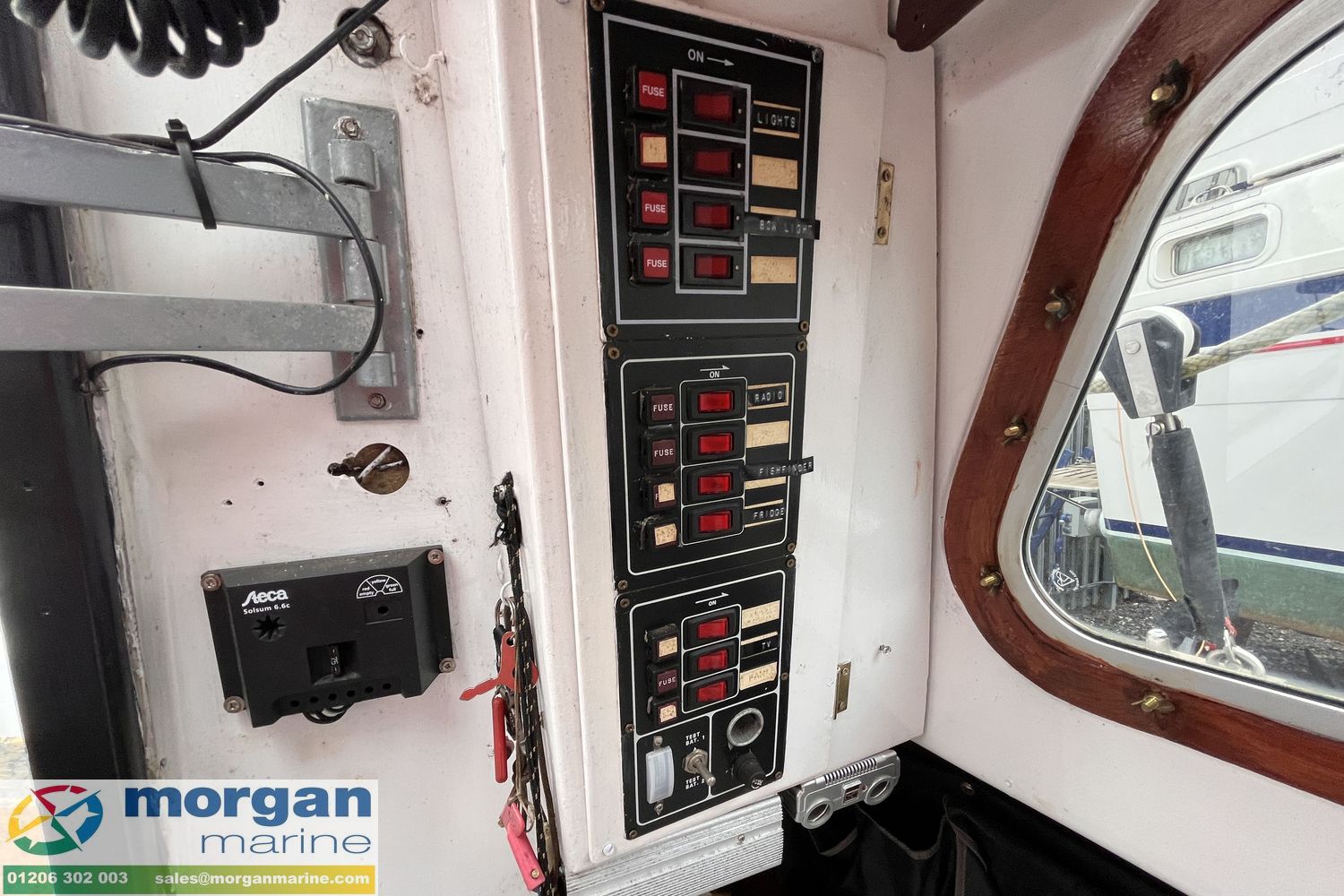 Leisure 23 sailing yacht