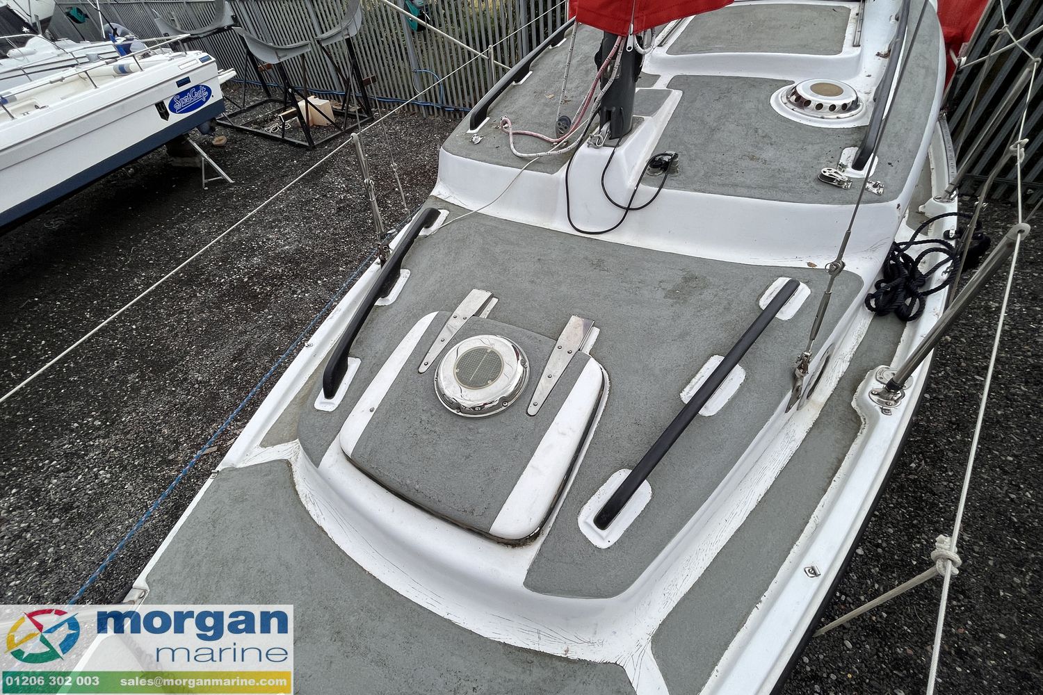 Leisure 23 sailing yacht