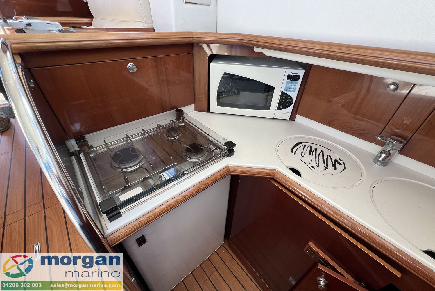 Jeanneau Prestige 36 Flybridge