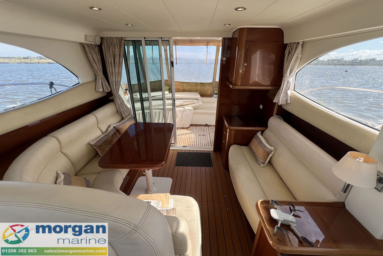 Jeanneau Prestige 36 Flybridge