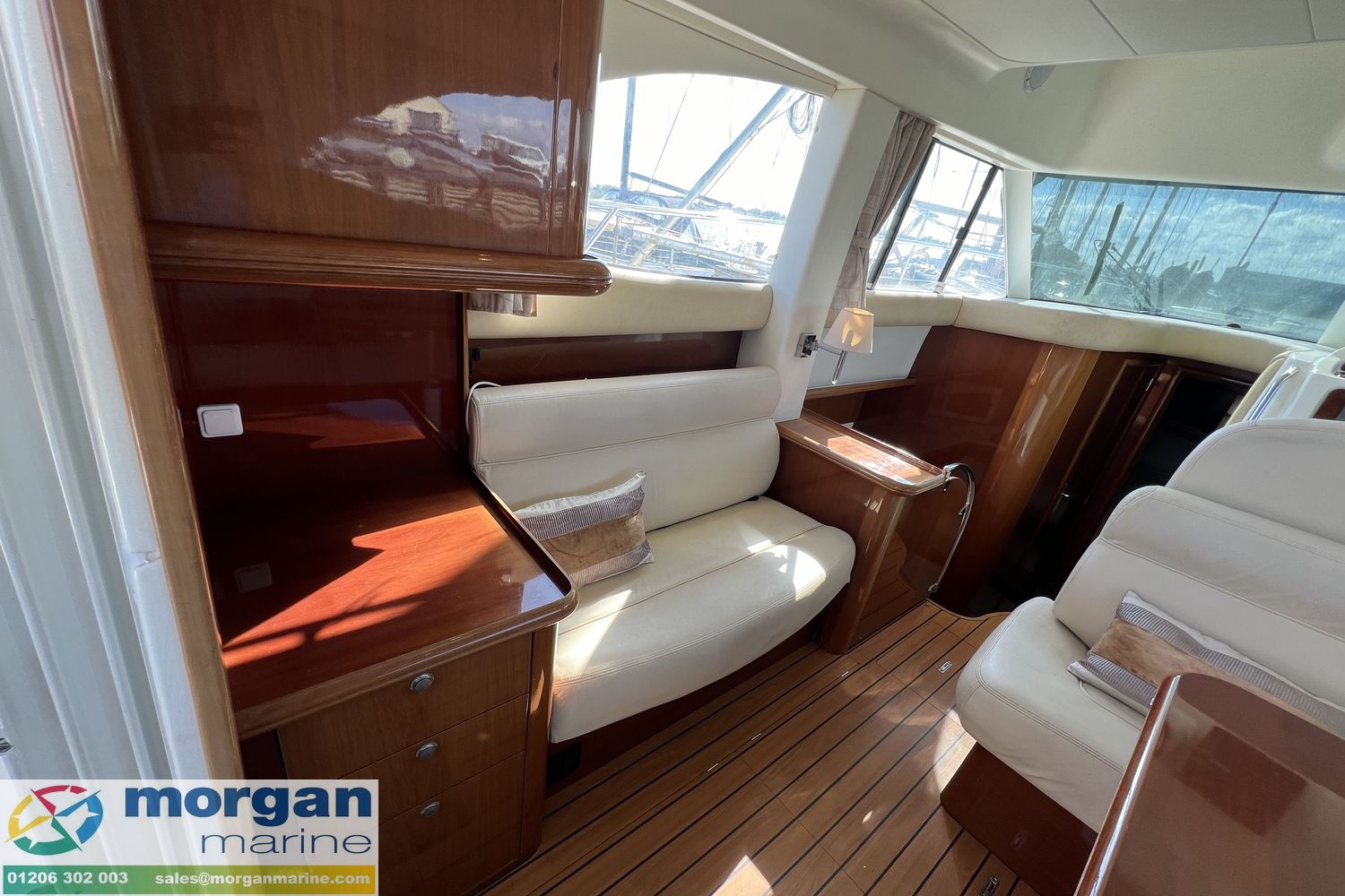 Jeanneau Prestige 36 Flybridge