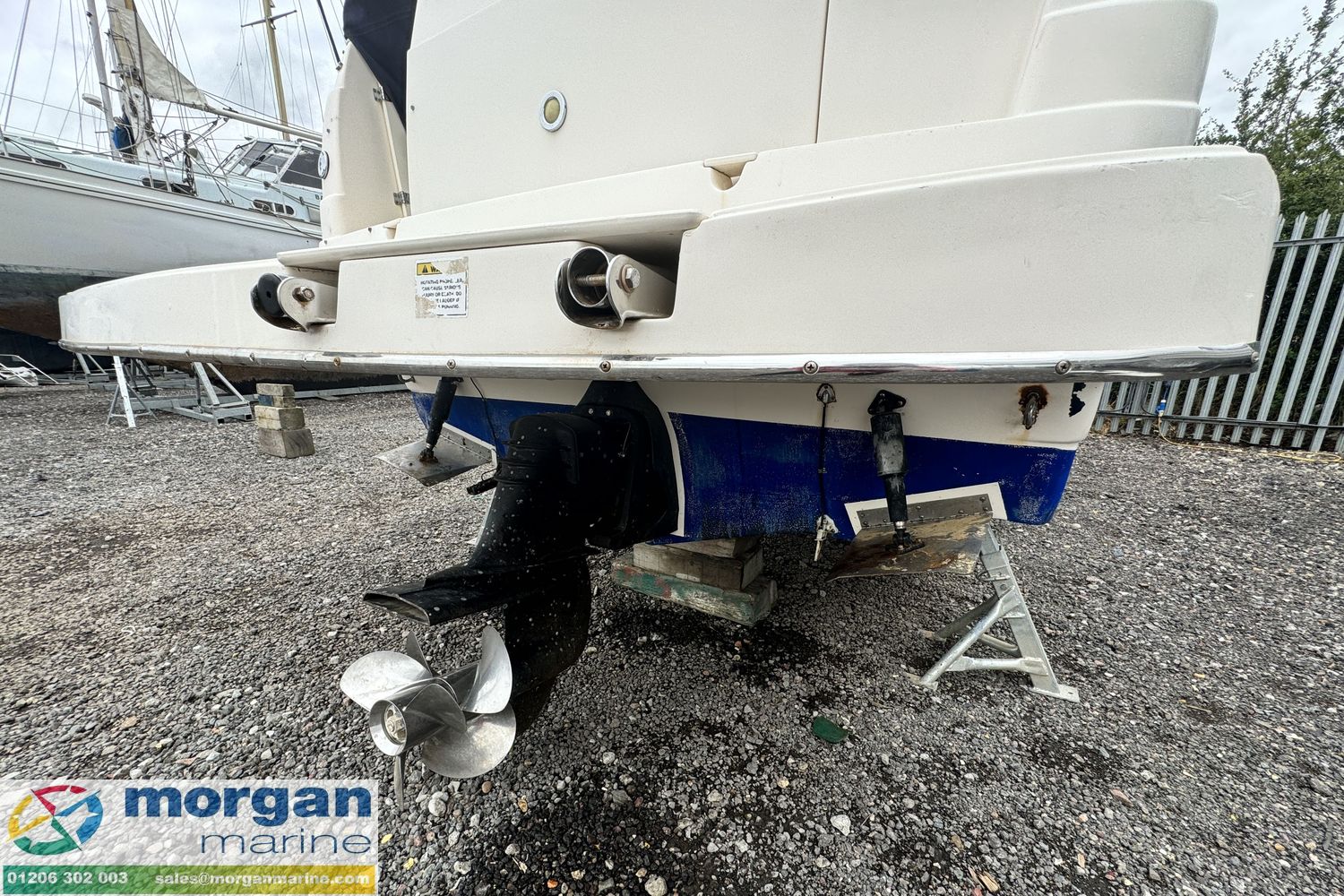 Rinker fiesta vee 250