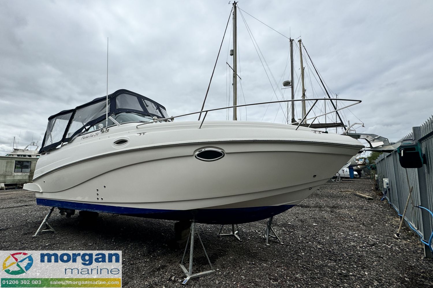 Rinker fiesta vee 250