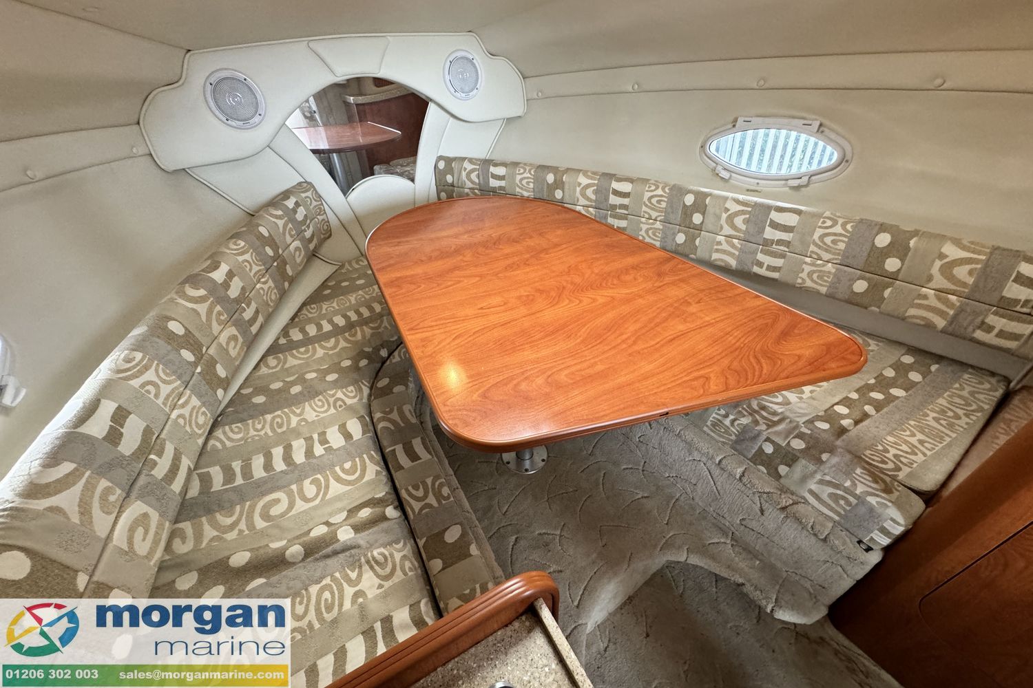 Rinker fiesta vee 250